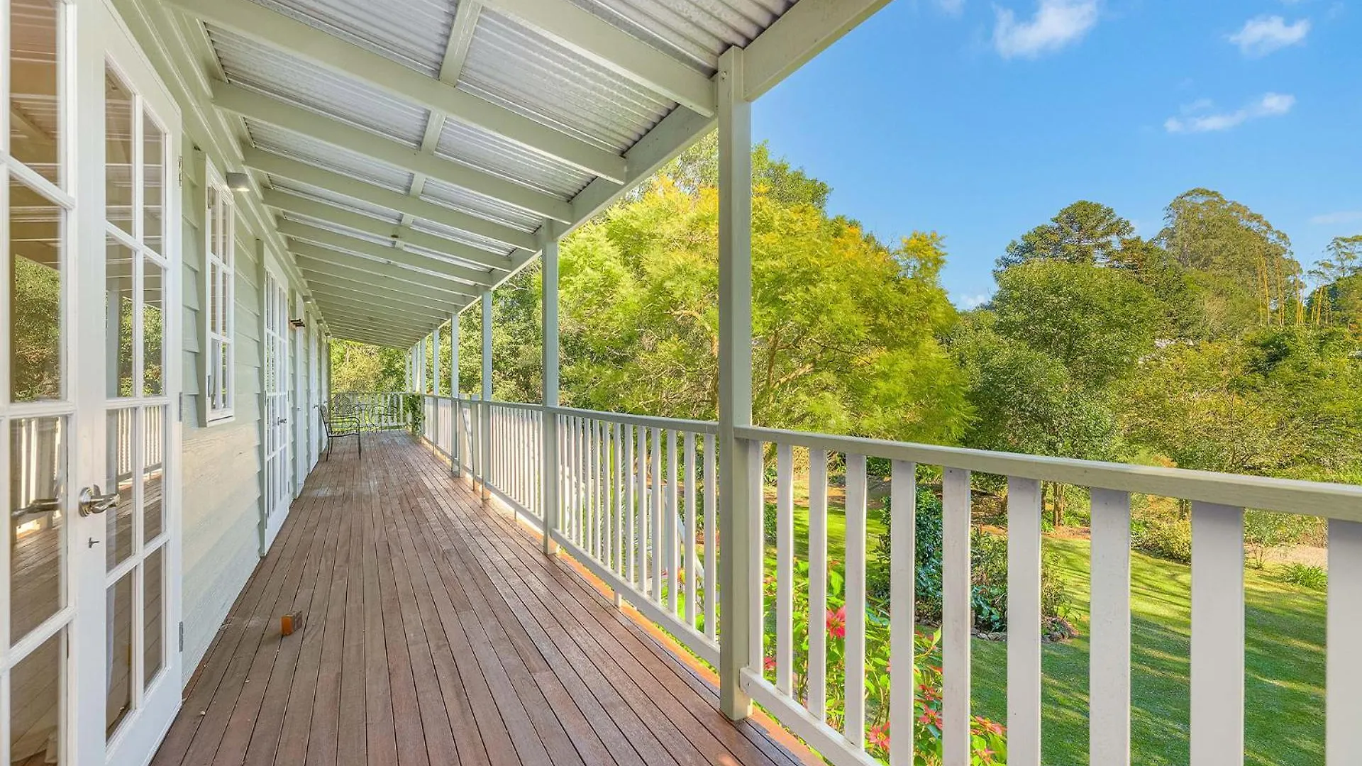 Balmoral Ridge Hidden Homestead 0*, Balmoral Ridge